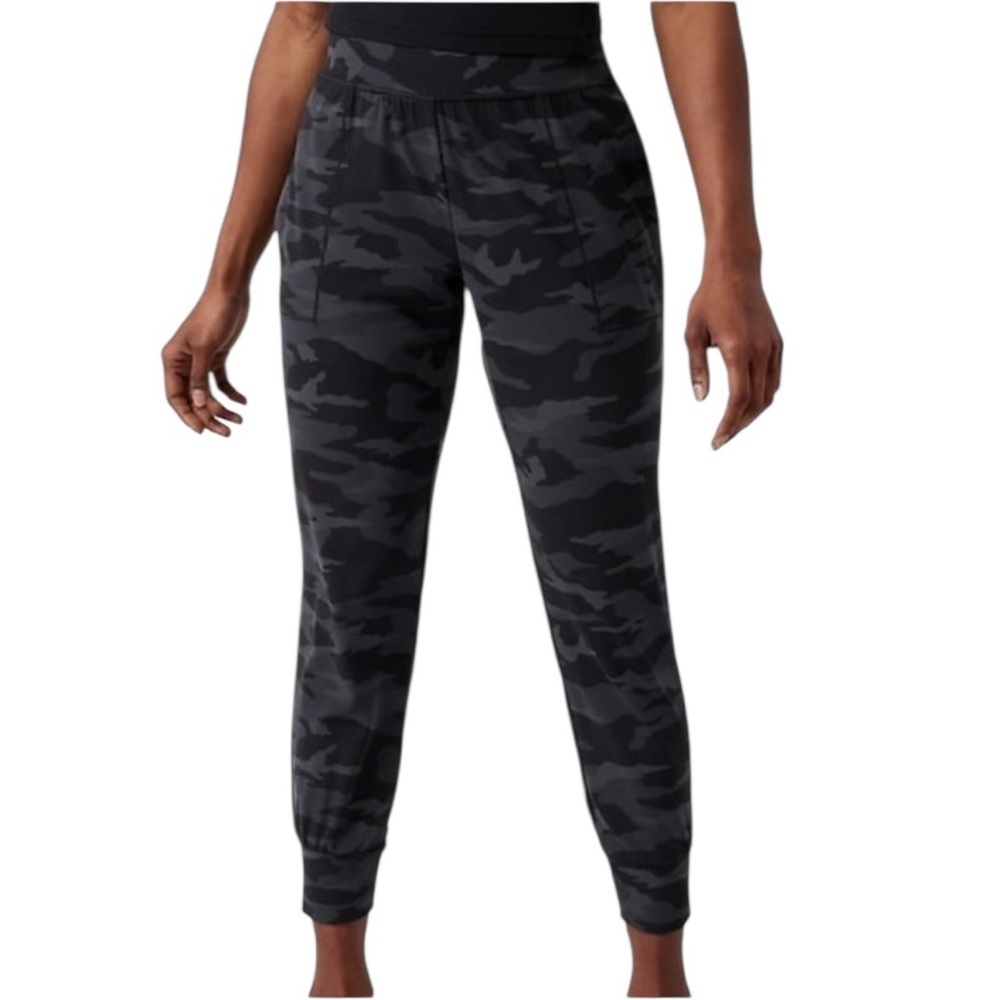 Athleta Salutation Jogger Camo Black Gray